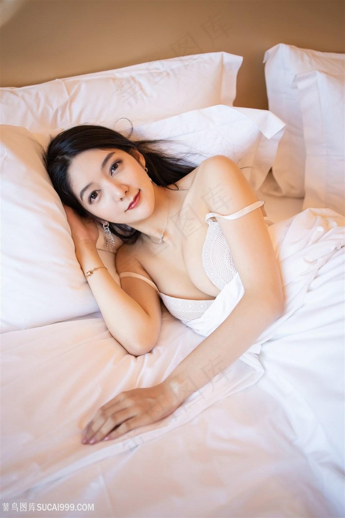 粉嫩的阴道好滑再深点轿喘要要要