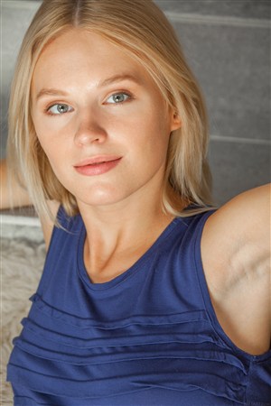 网红戏精产品一区观看