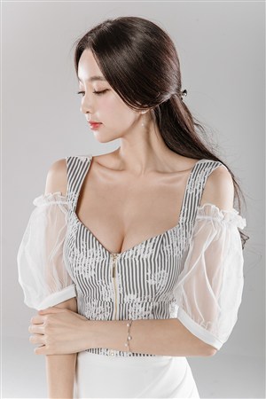 淫臀大开吞吐巨棒动漫