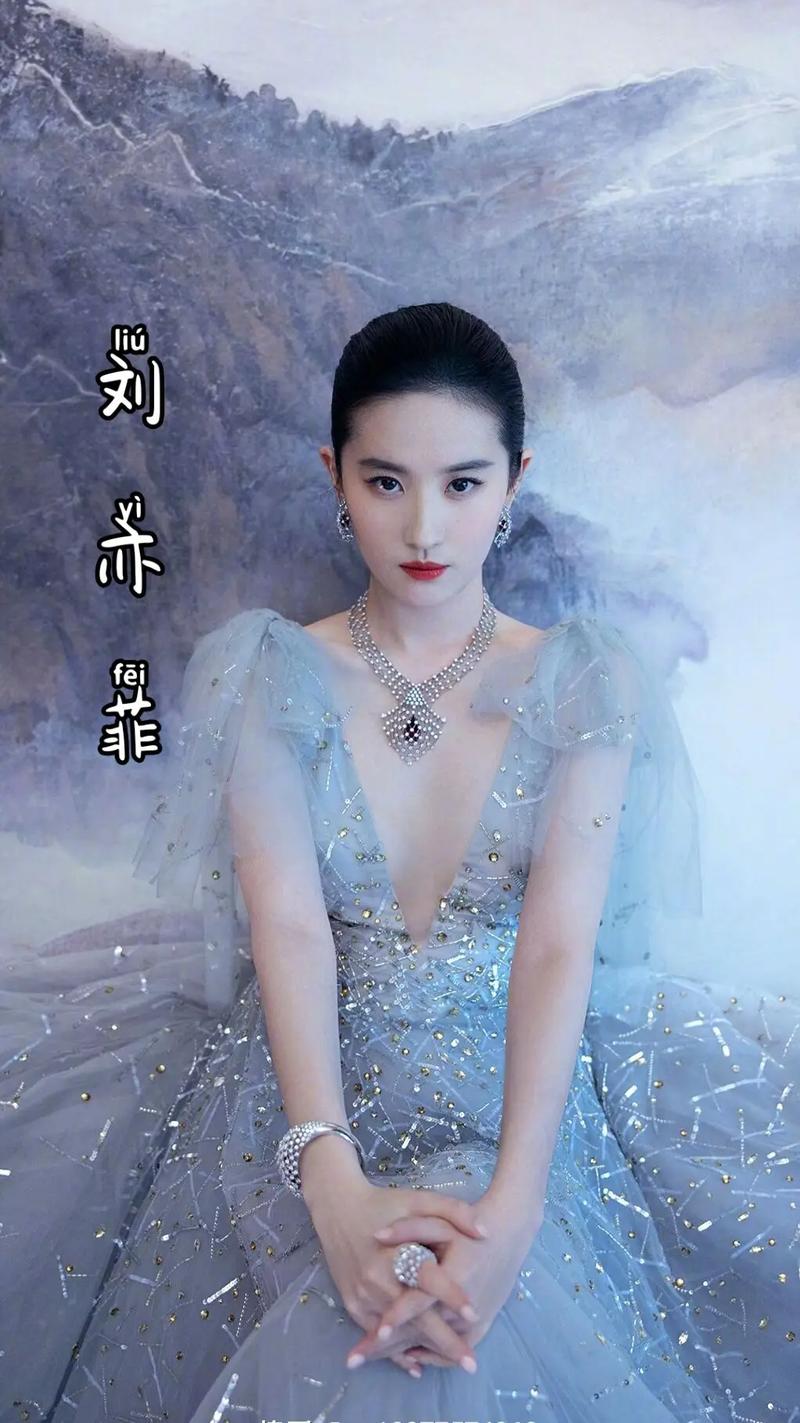 一丝不挂毛茸茸的阴道口