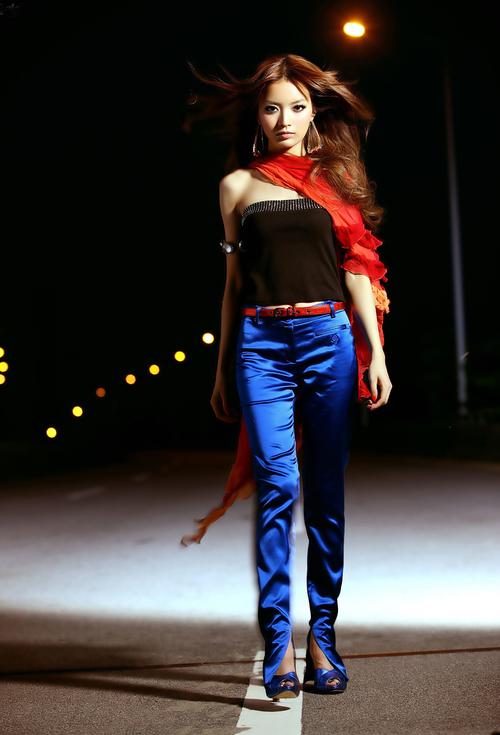 沙发上揉她娇喘