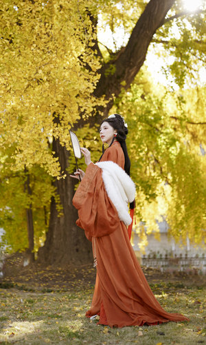 脔到她哭h粗话h上司3p许清然