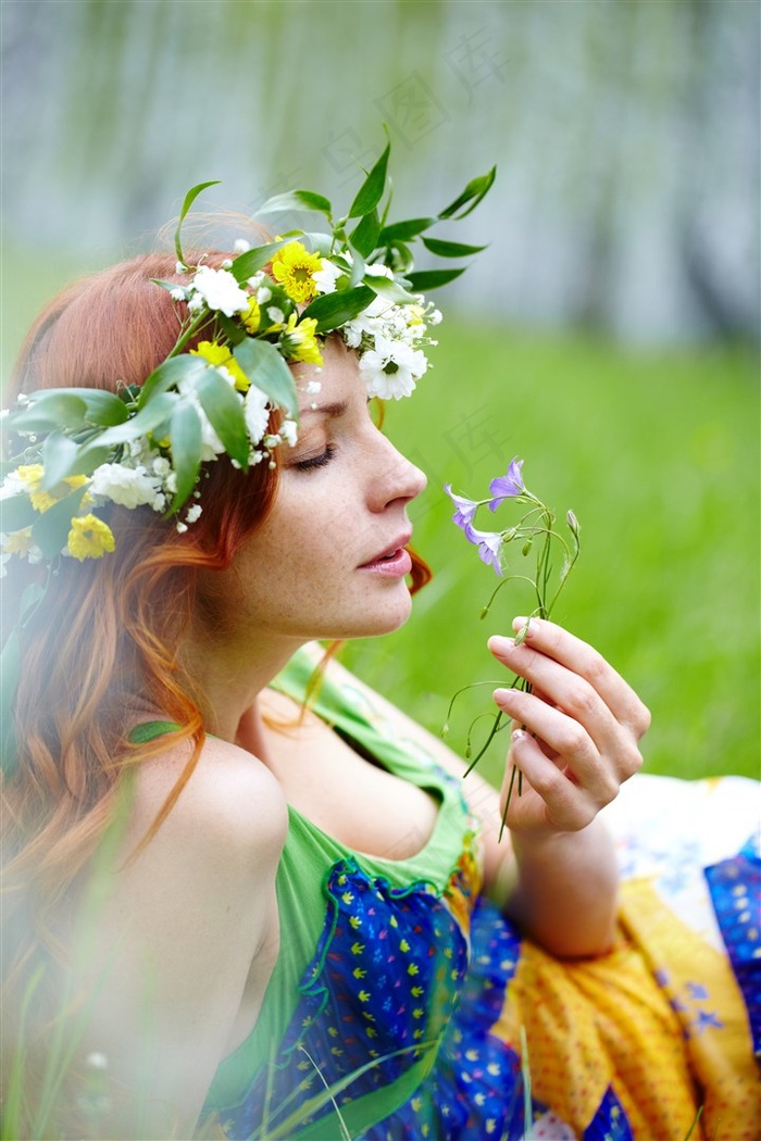 丝袜美妇呻吟双腿大开