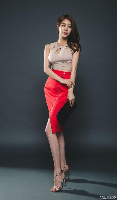 丧服未亡人被义子侵犯在线看