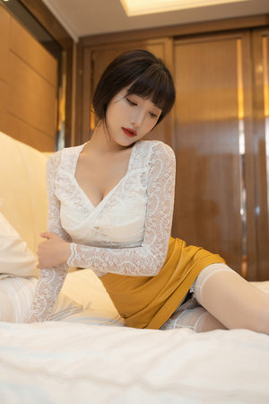 双龙进双乳前后夹击h