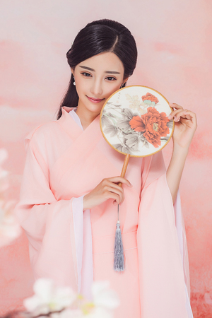 老少恋大尺度未删减电影欧美