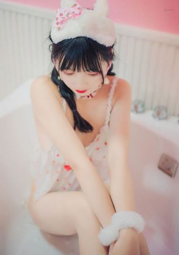 偷摸醉酒体育老师的裆部小说