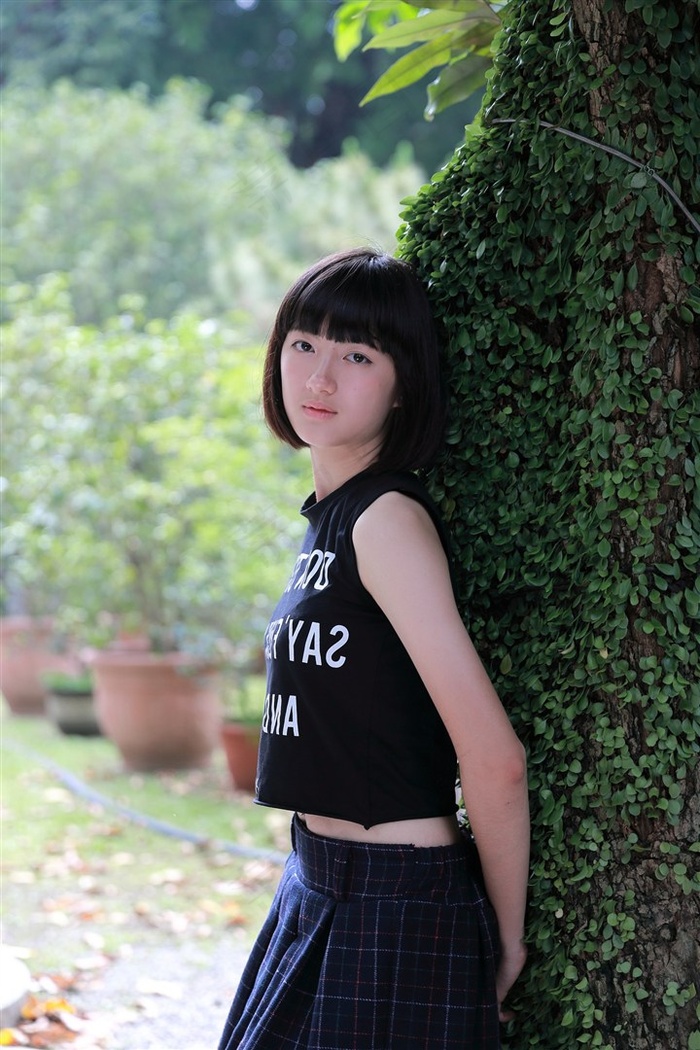 被黑人玩松了尿进去h文