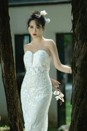 肚兜乳揉挣扎亵裤