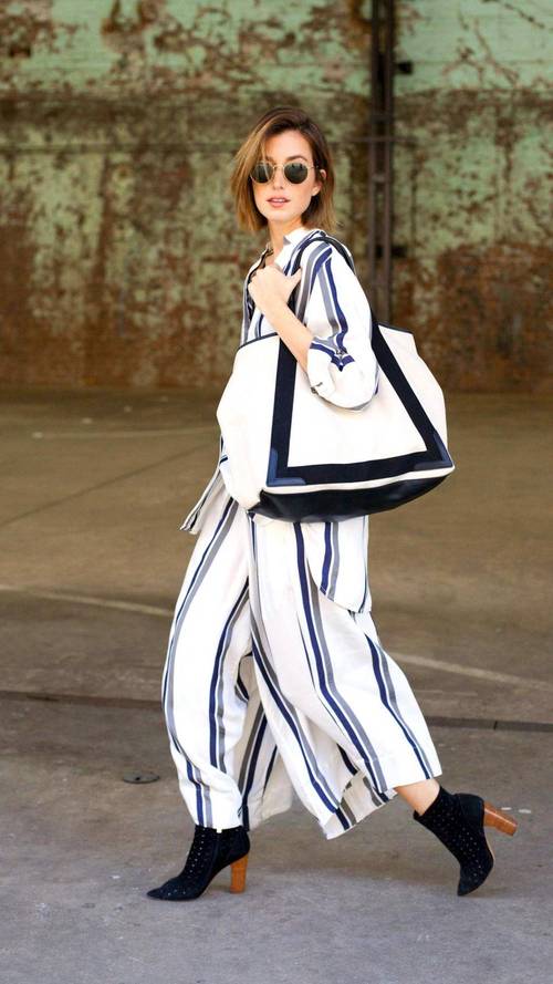 双男主被各种开发h尿进去